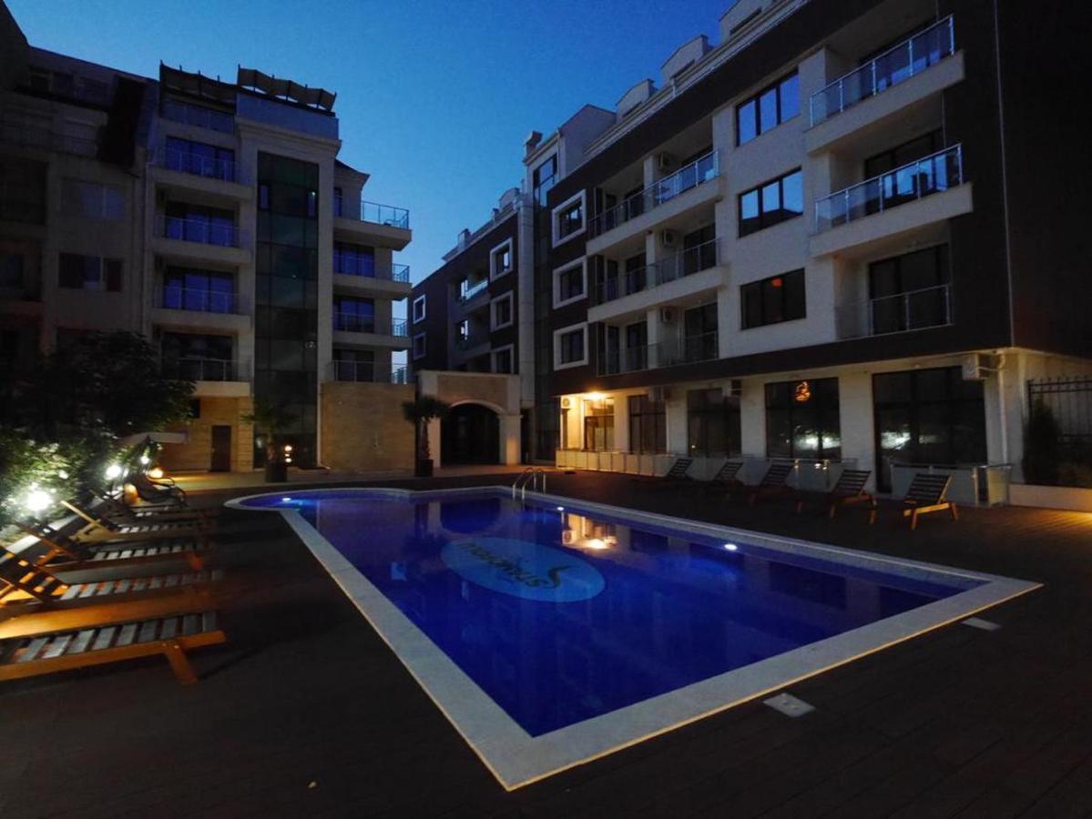 Apartments Stamopolu Lux With Pool View Primorsko Exterior foto