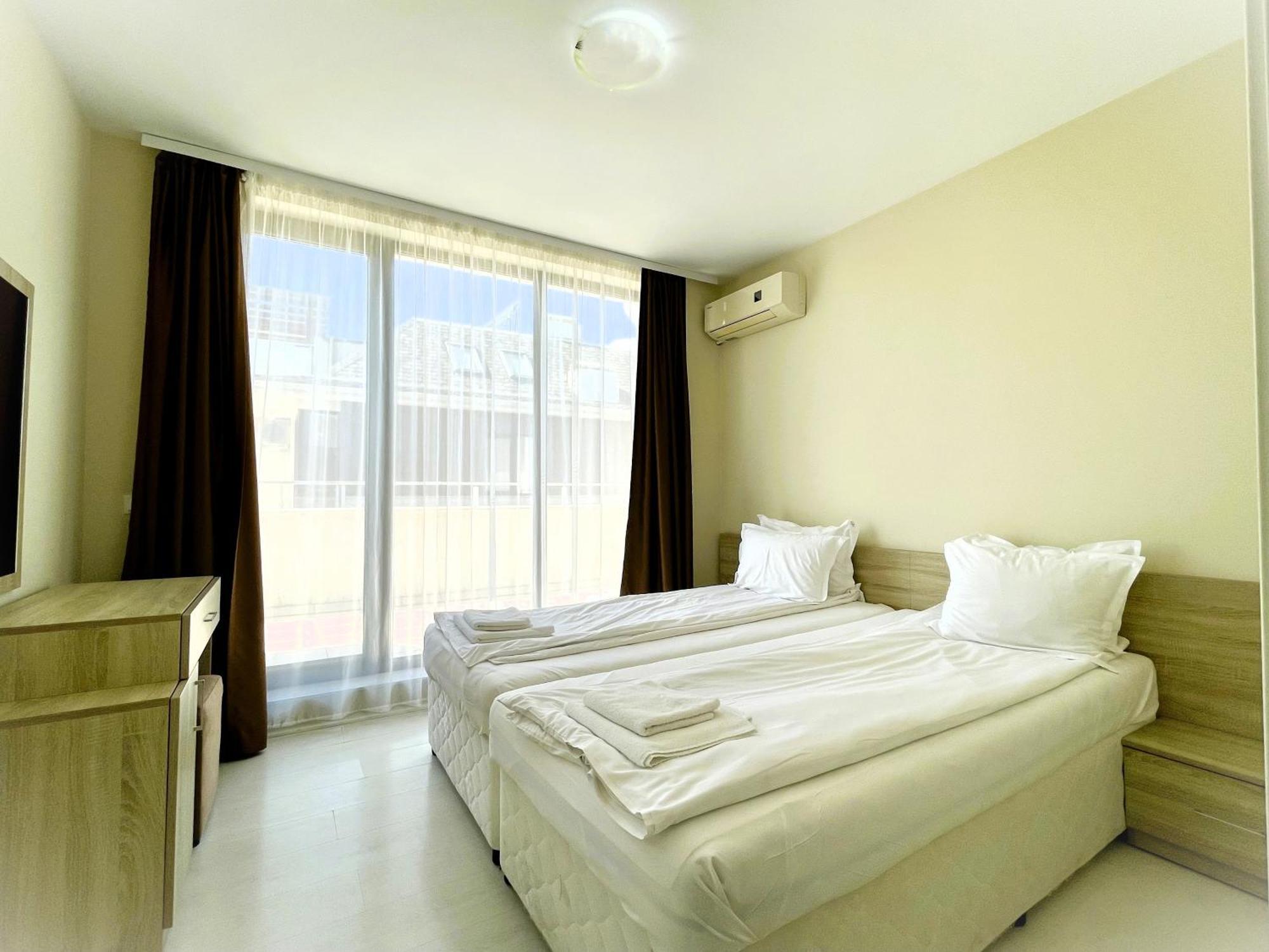 Apartments Stamopolu Lux With Pool View Primorsko Exterior foto